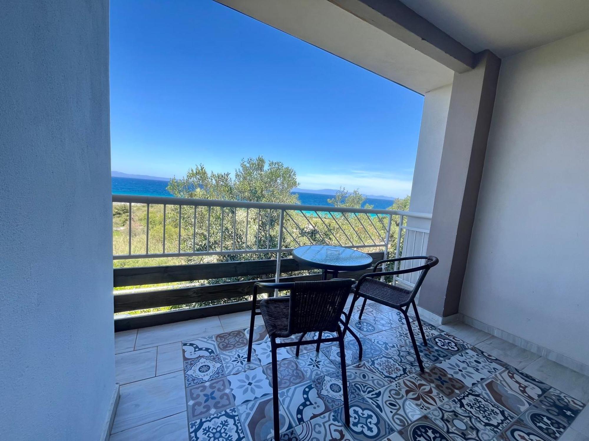 The Beach House - Apartments & Studios (Adults Only) Άφυτος Εξωτερικό φωτογραφία